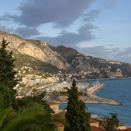 L'ensoleillee Vue Panoramique Mer, 250 M De La Et Du Centre * מנטון
