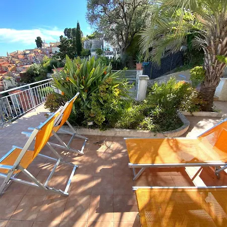 L'ensoleillee Vue Panoramique Mer, 250 M De La Et Du Centre * מנטון